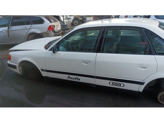 Audi A100 1.6 gasolina 1993 para peças